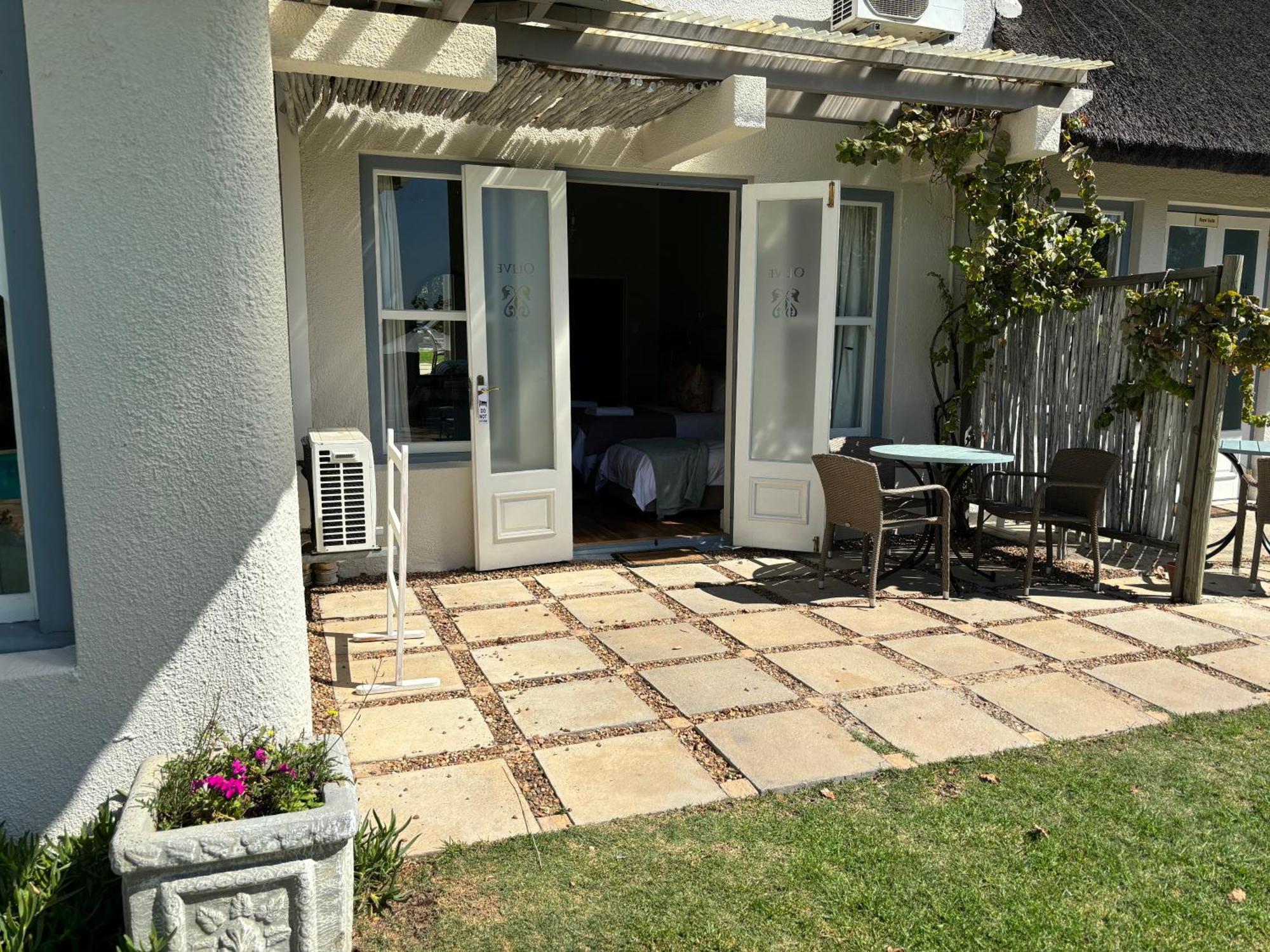 In The Vine Country Manor Guesthouse Стеленбош Екстериор снимка